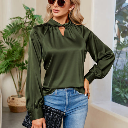 Beautifully Crafted Blouse in a Classic Style