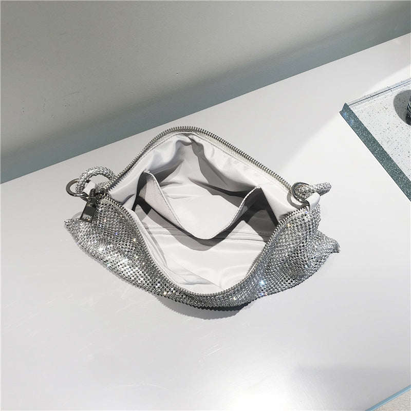 Polished Bag with an Effortless Classic Look