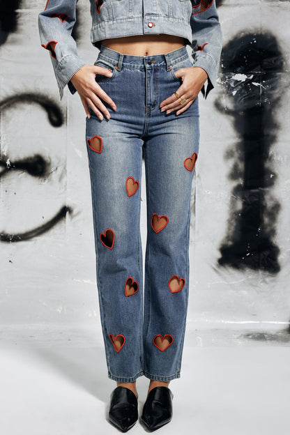Beautifully Finished Garment in a Timeless Design