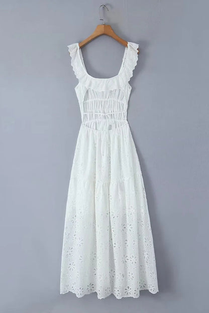 Sophisticated Dress with a Clean Classic Look