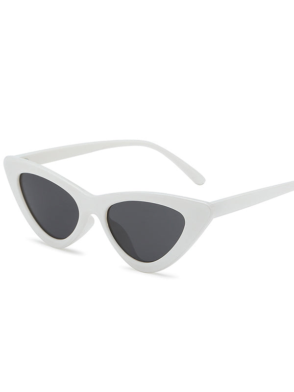 Sophisticated Garment with a Clean Classic Look