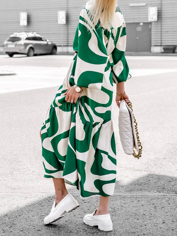 Well Tailored Dress with a Graceful Silhouette