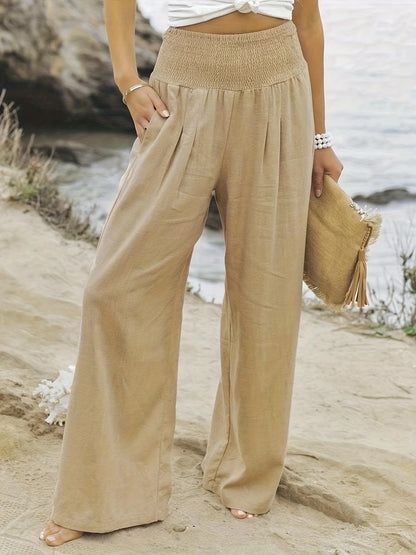 Well Tailored Trousers with a Graceful Silhouette