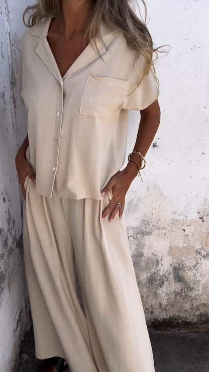 Elegantly Styled Trousers for Everyday Wear
