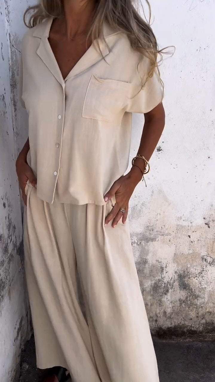 Elegantly Styled Trousers for Everyday Wear