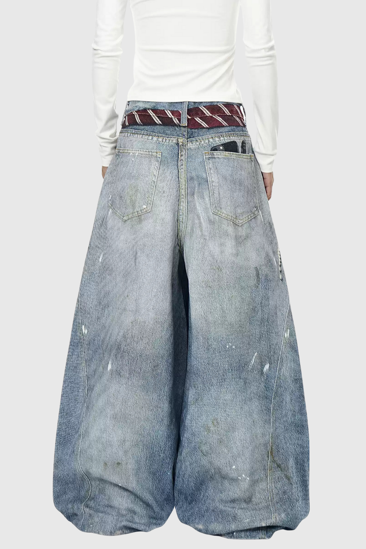 Beautifully Finished Garment in a Timeless Design