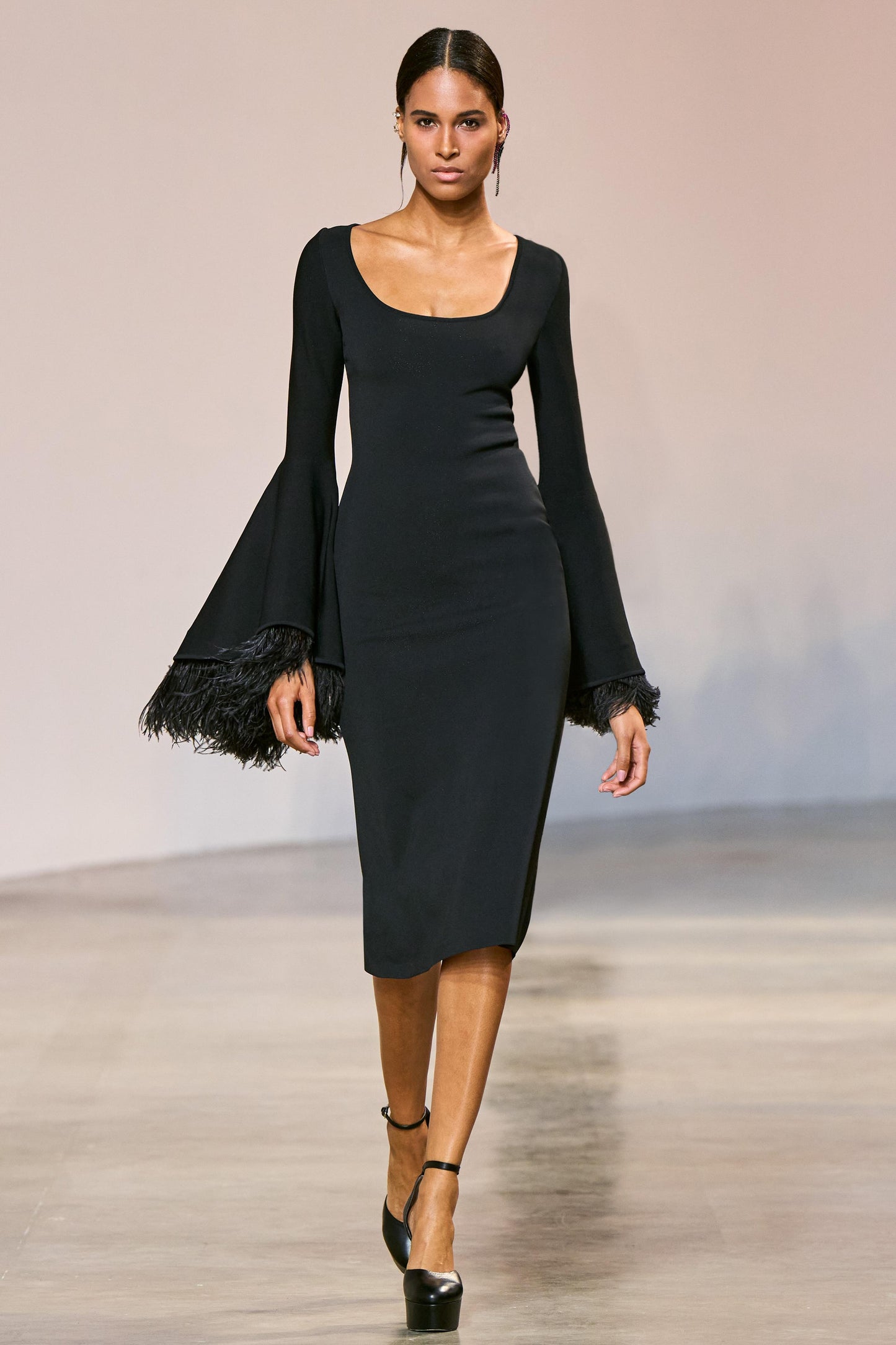 Polished Dress with an Effortless Classic Look