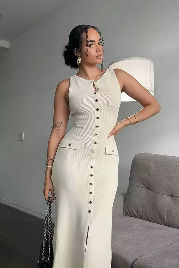 Well Tailored Garment with a Graceful Silhouette