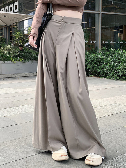 Elegantly Styled Pants for Everyday Wear