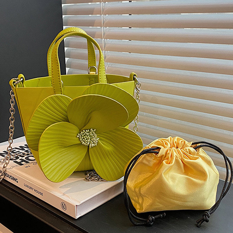 Polished Bag with an Effortless Classic Look