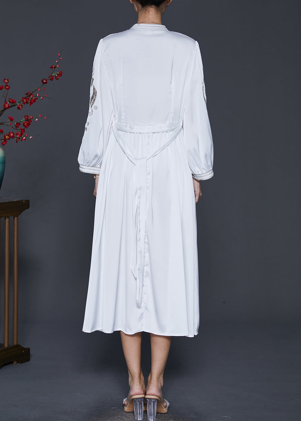 Classic Vintage Dress with a Flattering Fit