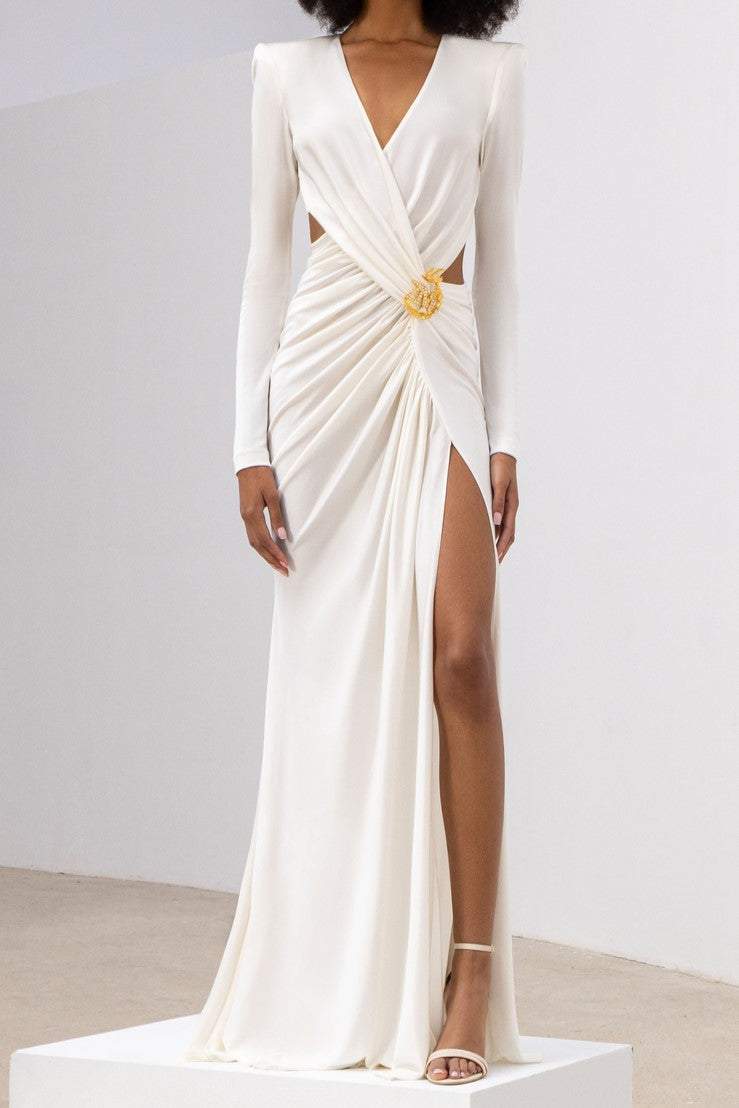 Gracefully Styled Dress for Any Occasion