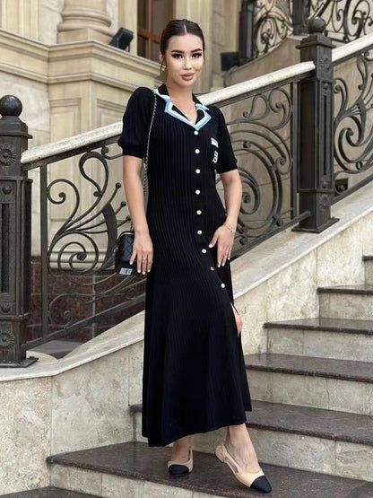 Well Tailored Dress with a Graceful Silhouette