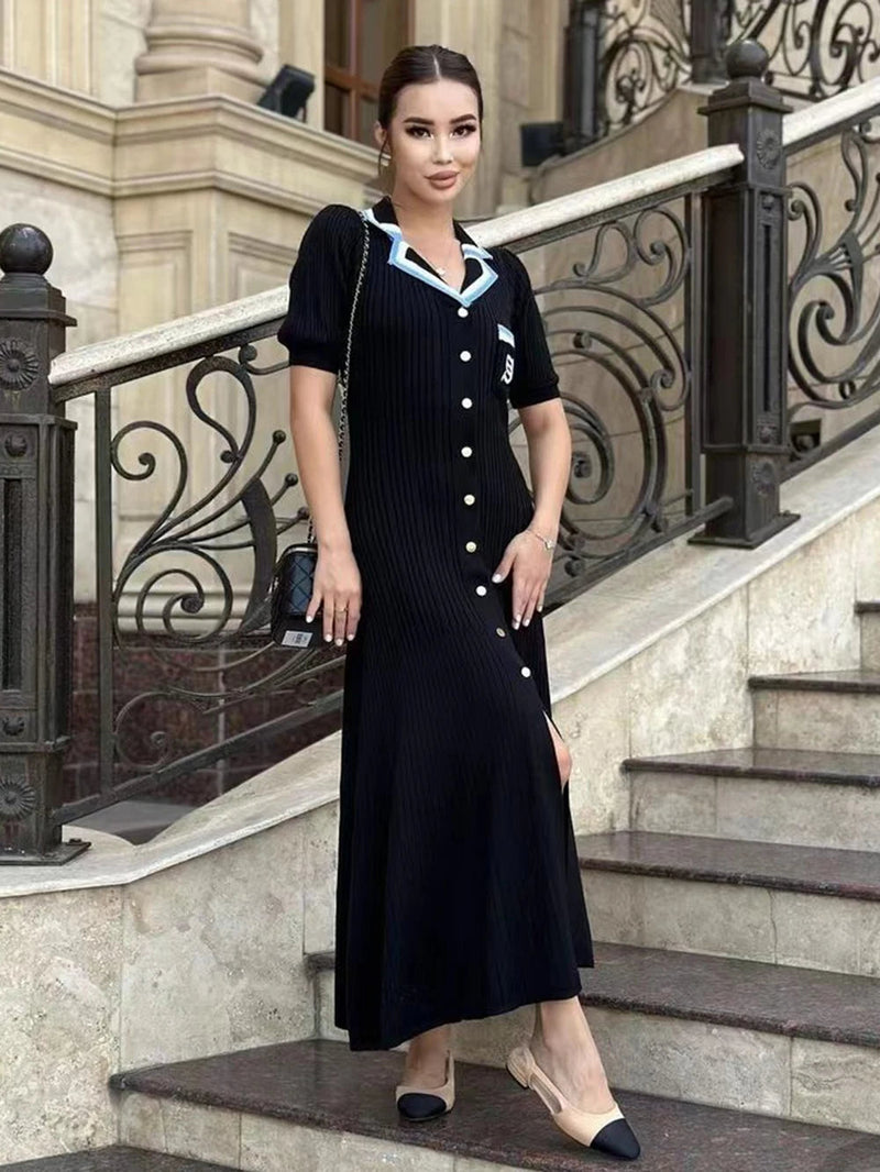 Well Tailored Dress with a Graceful Silhouette