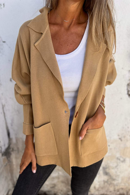 Effortlessly Elegant Garment with a Timeless Design