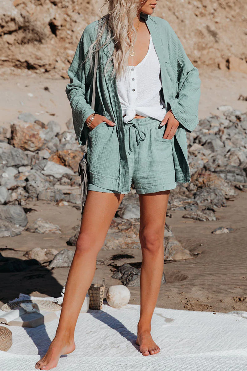 Classic Vintage & Enduringly Stylish Cardigan