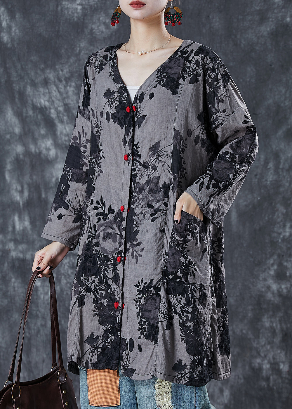 Effortlessly Elegant Shirt with a Timeless Design