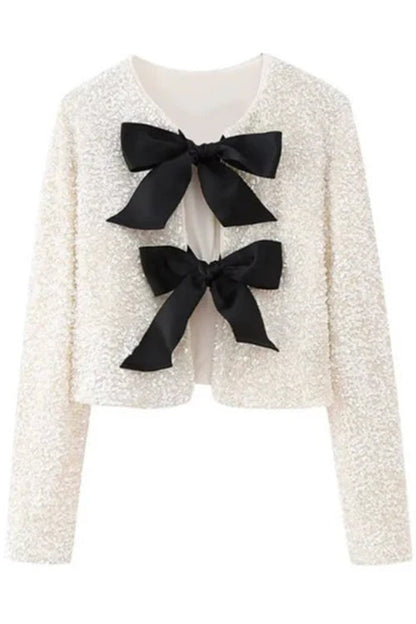 Effortlessly Elegant Top with a Timeless Design