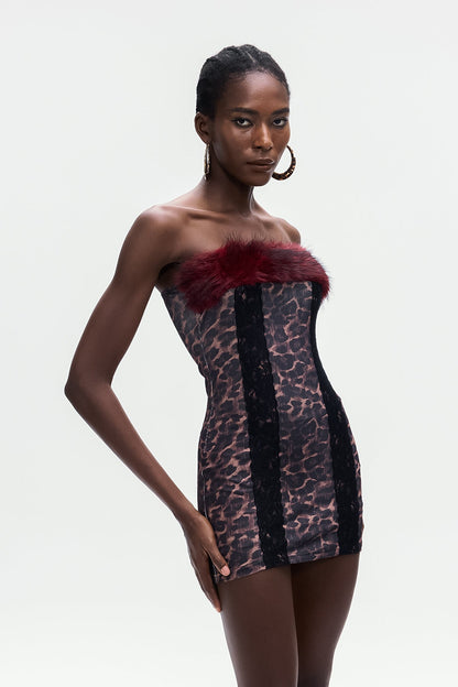 Classic Vintage Dress with a Flattering Fit