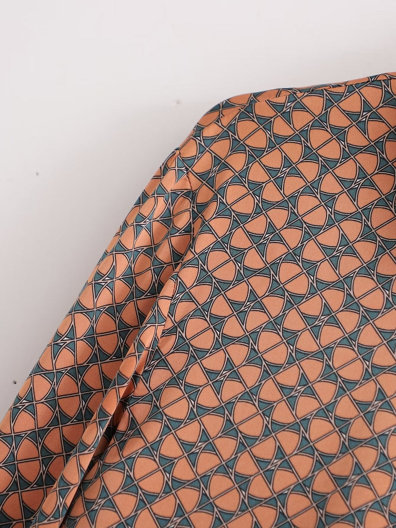 Beautifully Finished Shirt in a Timeless Design