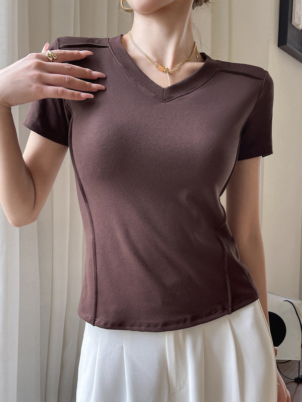 Sophisticated T-Shirt with a Clean Classic Look