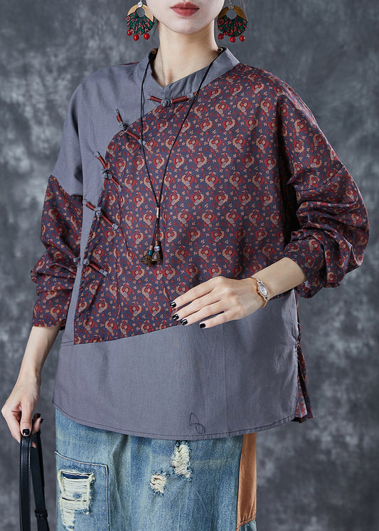 Well Tailored Top with a Graceful Silhouette