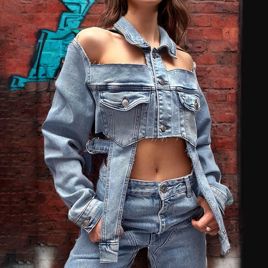 Sophisticated Garment with a Clean Classic Look