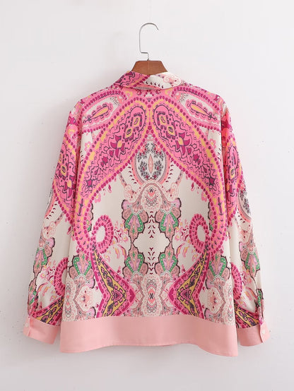 Beautifully Crafted Blouse in a Classic Style