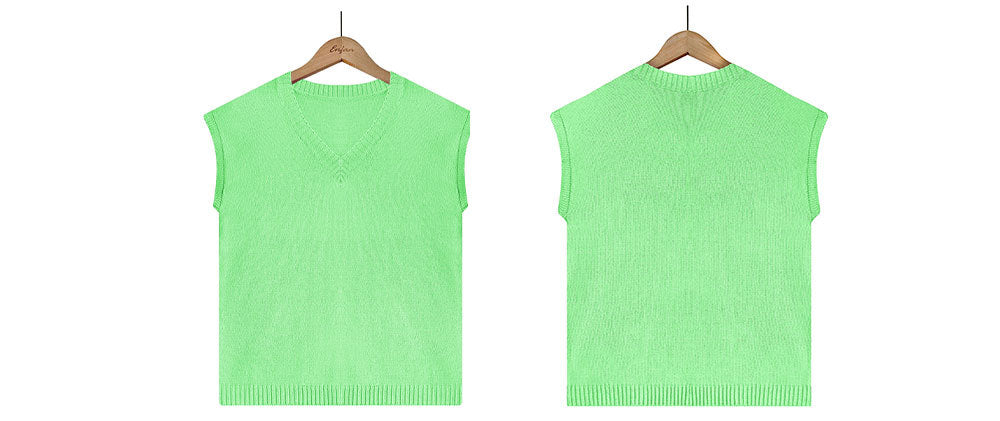 Sophisticated T-Shirt with a Clean Classic Look
