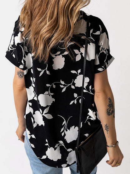Elegantly Styled Blouse for Everyday Wear
