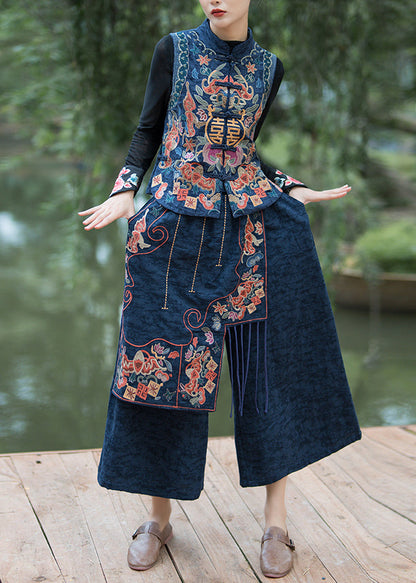 Classic Vintage Pants with a Flattering Fit