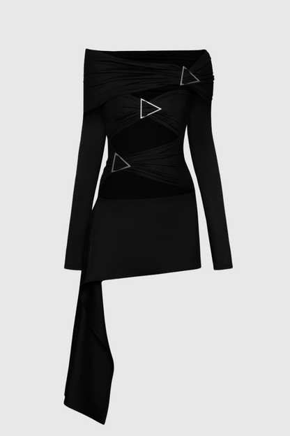 Gracefully Styled Dress for Any Occasion