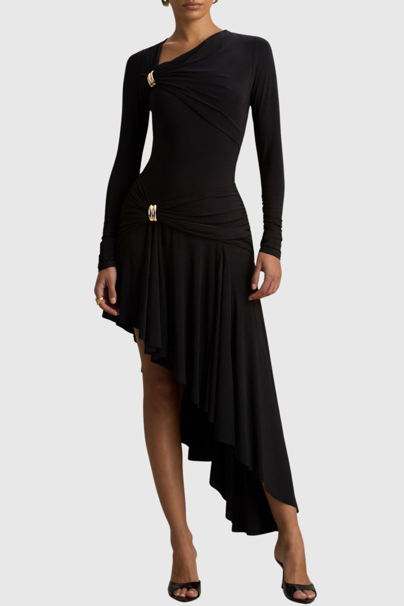 Beautifully Finished Dress in a Timeless Design