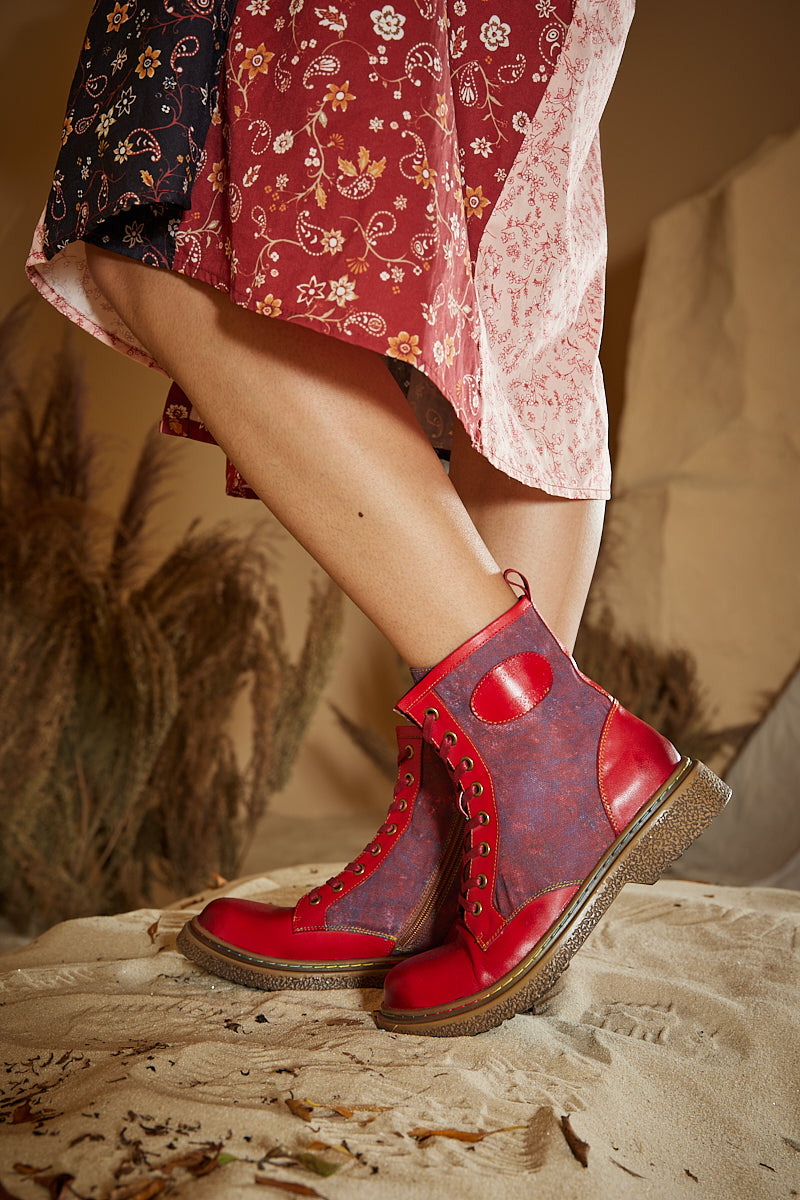 Classic Vintage Boots with a Flattering Fit
