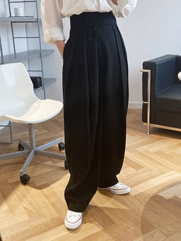 A Vintage Style Pants with Delicate Timeless Details