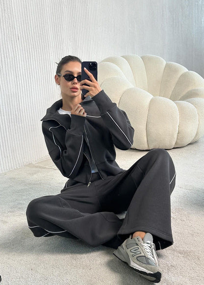 Beautifully Finished Pants in a Timeless Design