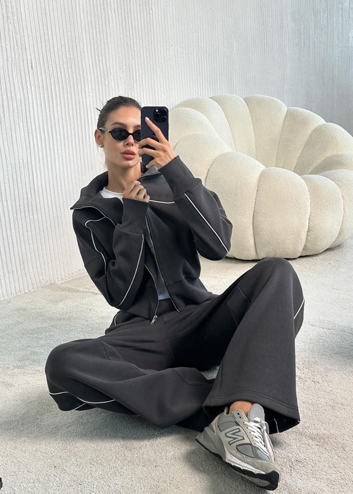Beautifully Finished Pants in a Timeless Design