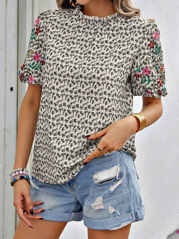 Elegantly Styled T-Shirt for Everyday Wear