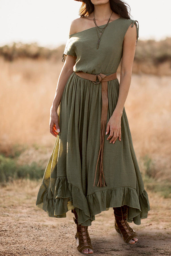 Sophisticated Dress with a Clean Classic Look