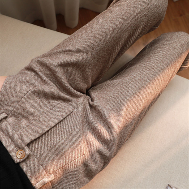 A Vintage Style Pants with Delicate Timeless Details