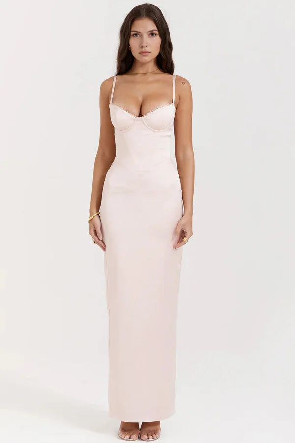 Gracefully Styled Garment for Any Occasion