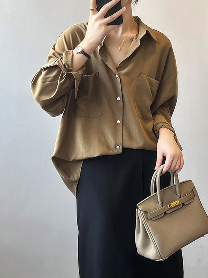 Well Tailored Blouse with a Graceful Silhouette