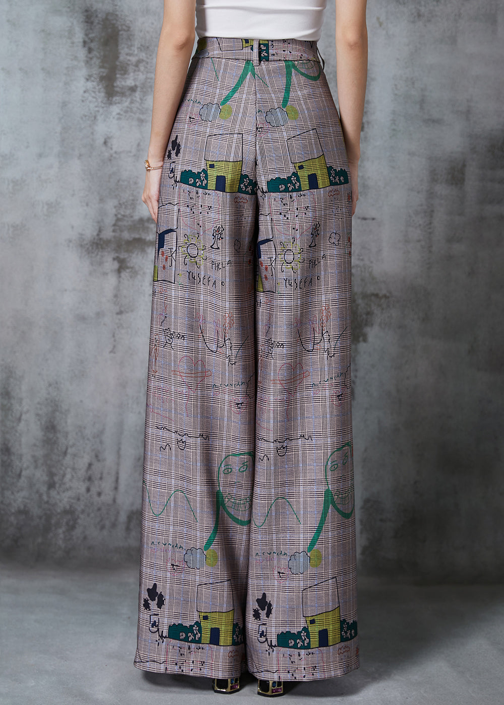 Sophisticated Pants with a Clean Classic Look