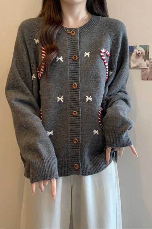 Effortlessly Elegant Cardigan with a Timeless Design