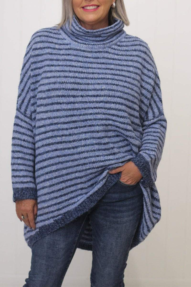 Effortlessly Elegant Sweater with a Timeless Design