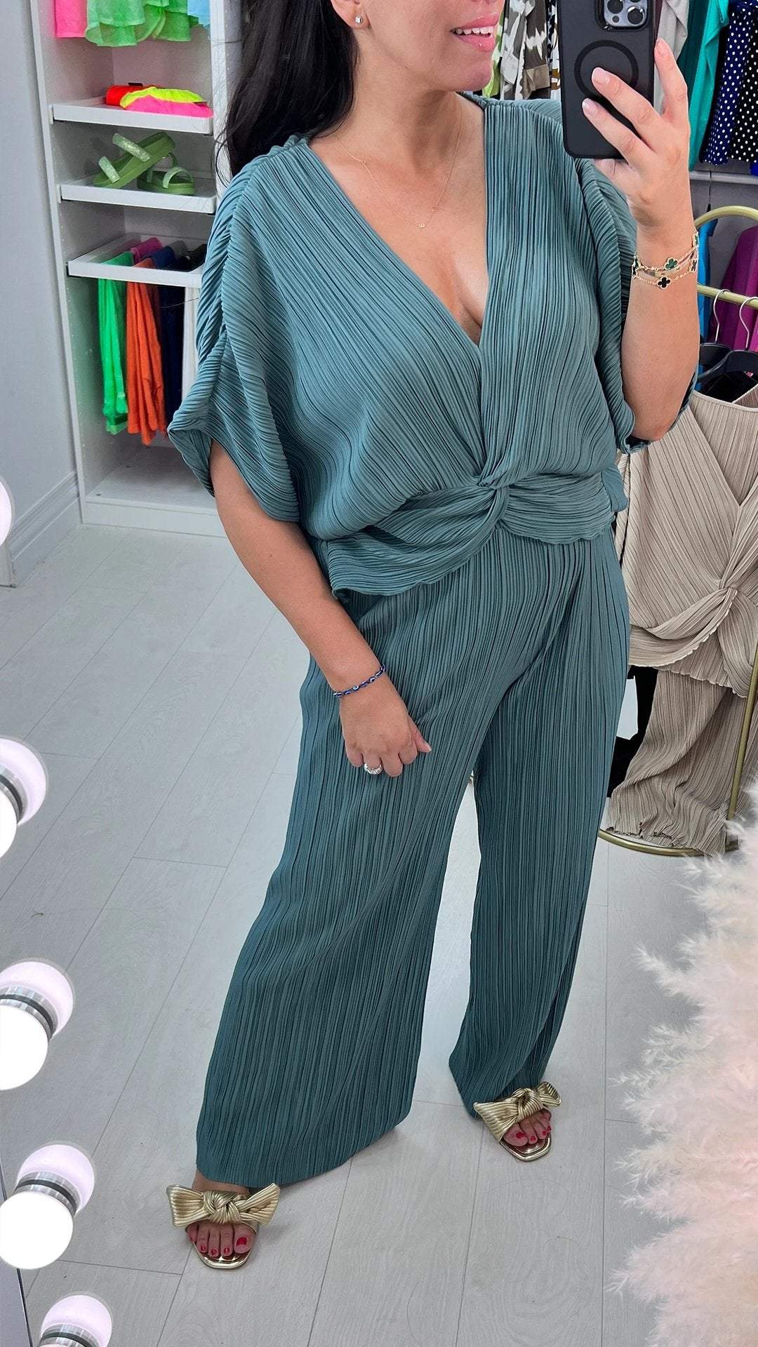 Gracefully Styled Garment for Any Occasion