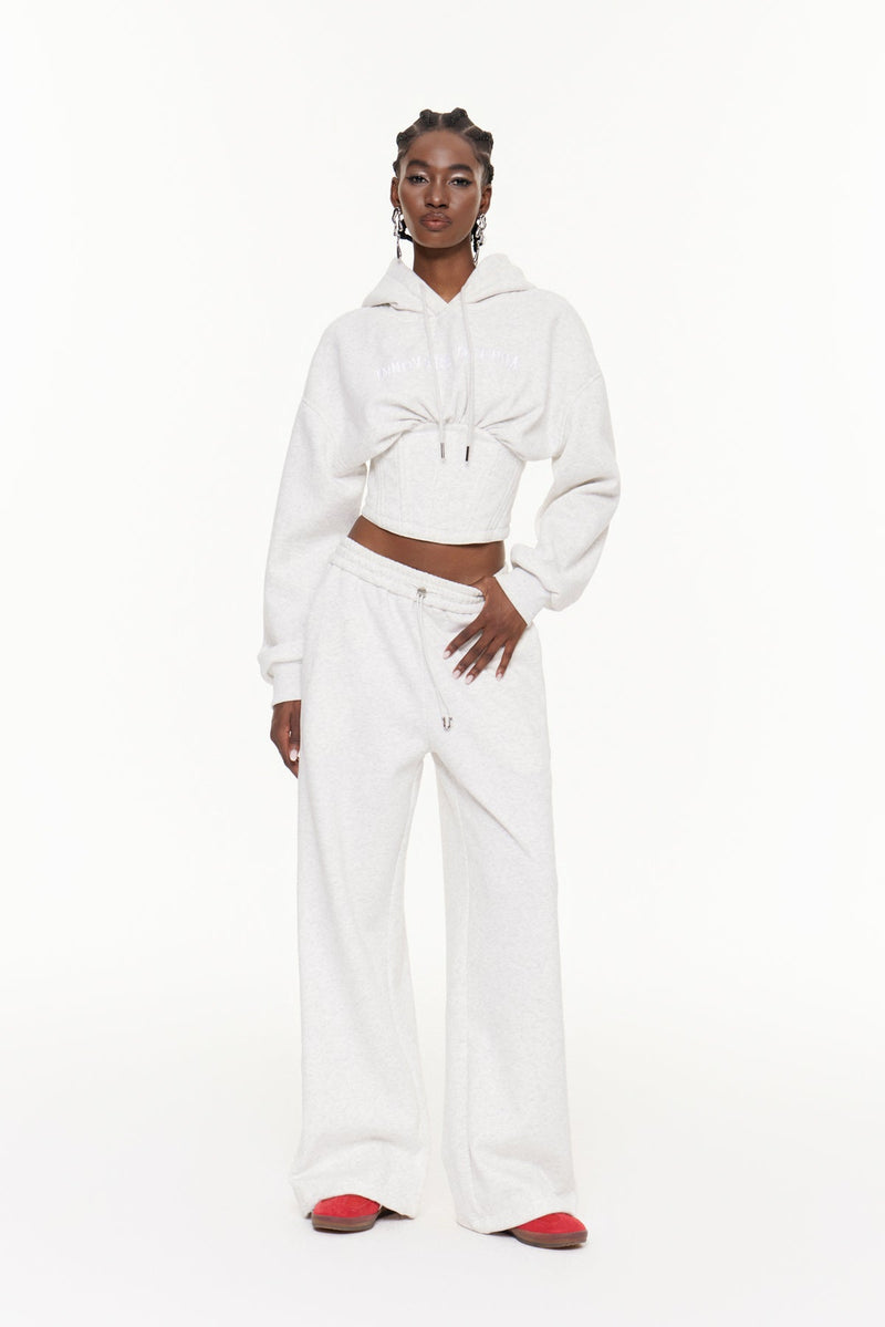 Gracefully Styled Pants for Any Occasion