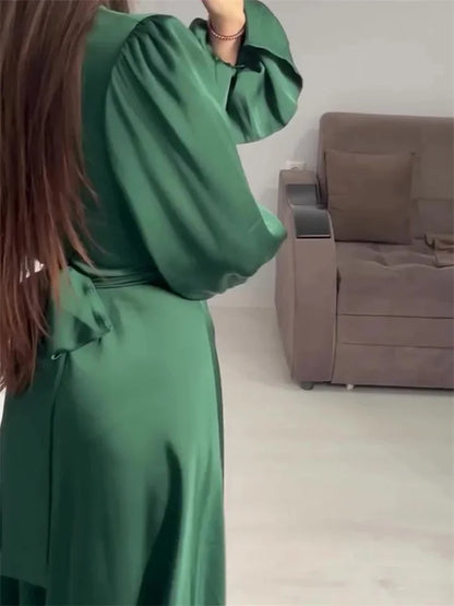 Polished Dress with an Effortless Classic Look