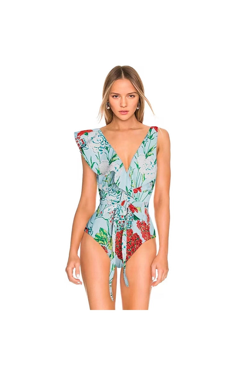 Beautifully Finished Bikini in a Timeless Design