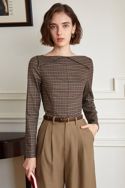 Gracefully Styled Blouse for Any Occasion